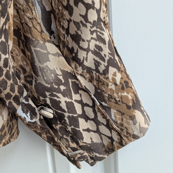 H&M Brown Snake-Print Long Sleeve Blouse - Picture 4 of 8
